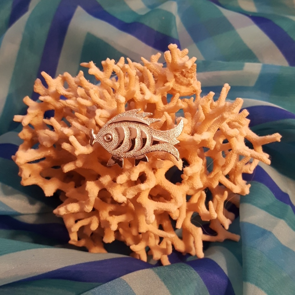 Vintage Trifari fish brooch signed